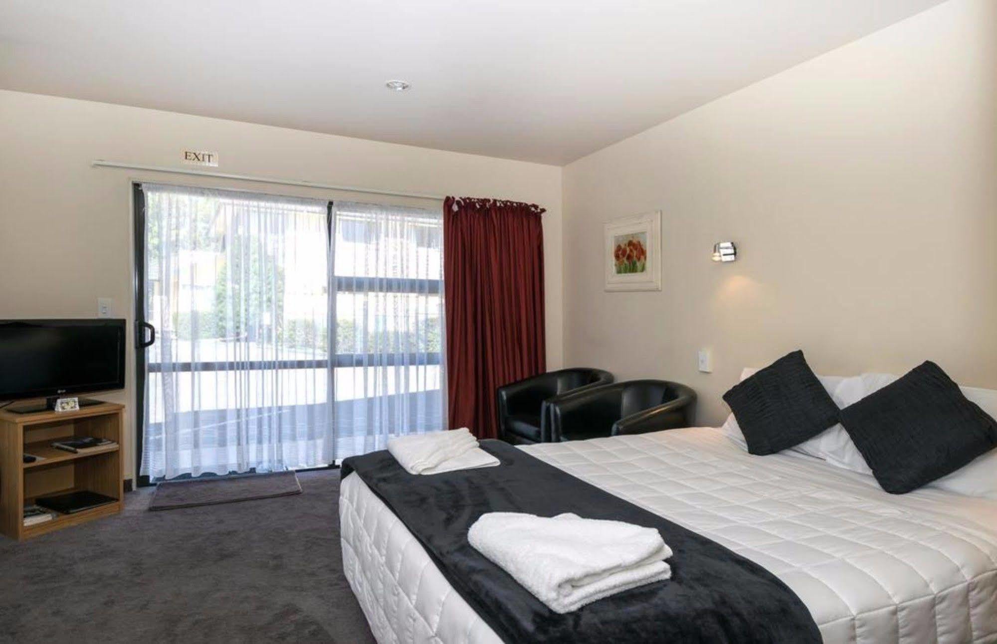 Ashleigh Court Motel Бленем Экстерьер фото
